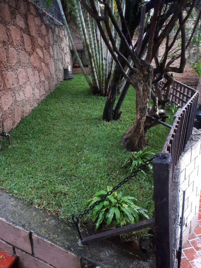 Villa Casa Bugambilias Taxco de Alarcon Exterior foto